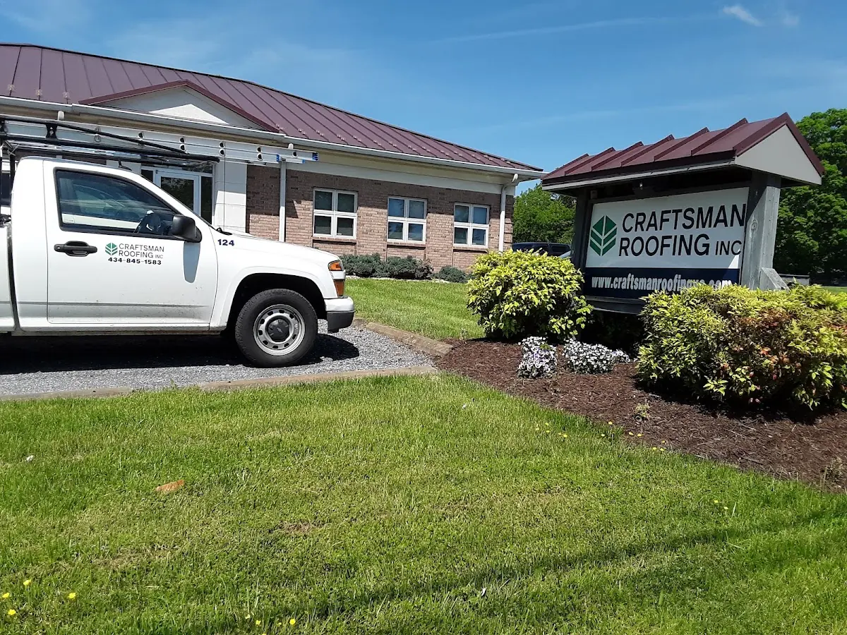 Quality Roof Replacement by experienced craftsmen in Green Meadows West